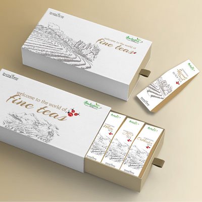 https://old.wysiwyg.co.in/sites/default/files/worksThumb/Ambootia-Gift-Pack-March-2022.jpg