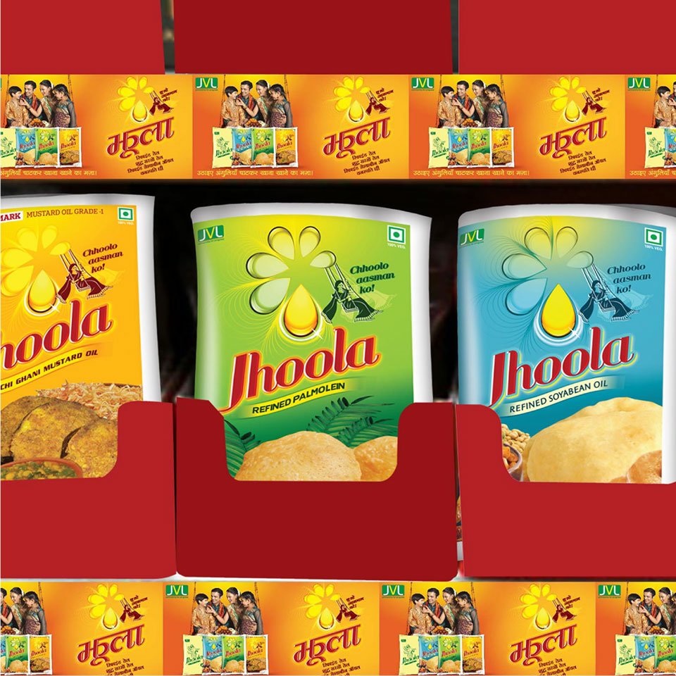 https://old.wysiwyg.co.in/sites/default/files/worksThumb/jvl-jhoola-oil-soyabean-mustard-palmolein-packaging-retail-packet-2015.jpg
