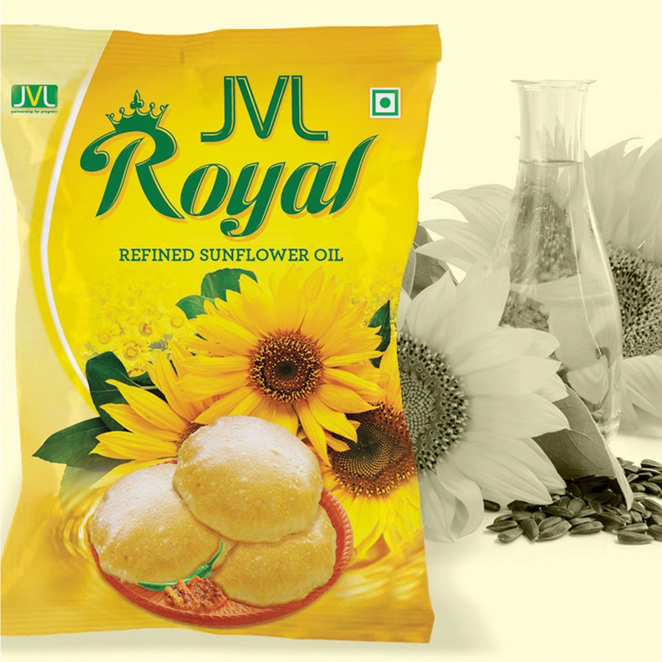 https://old.wysiwyg.co.in/sites/default/files/worksThumb/jvl-royal-sunflower-oil-packet-2015.jpg