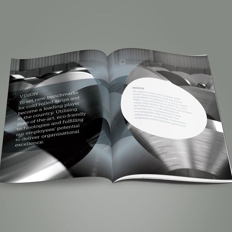 https://old.wysiwyg.co.in/sites/default/files/worksThumb/tmpl-brochure-2_0.jpg